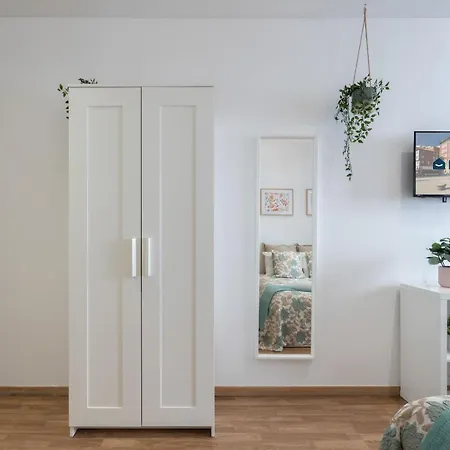 Enchanting Unique Flat - Ace Location Apartman *