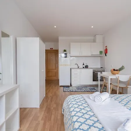 Apartman Enchanting Unique Flat - Ace Location *