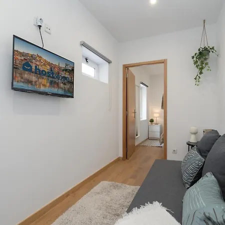 Enchanting Unique Flat - Ace Location Apartment Porto